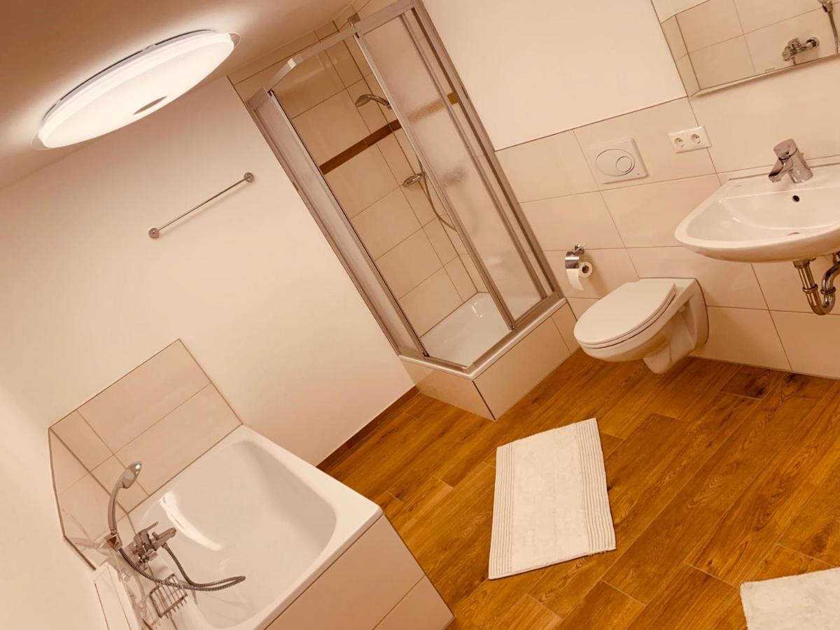 Felix Living 7, Modern & Cozy, Geilste Dachterrasse Der Stadt, 7 Schlafzimmer 帕绍 外观 照片